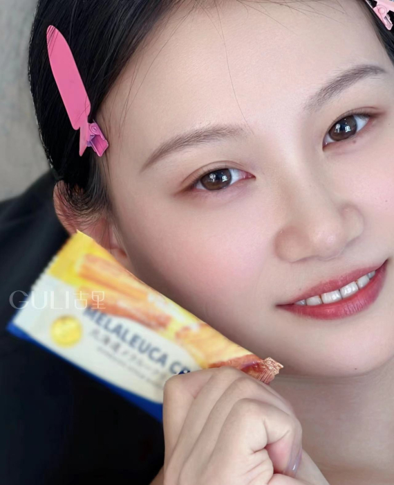 古里纹眉的原生态空气眉图片