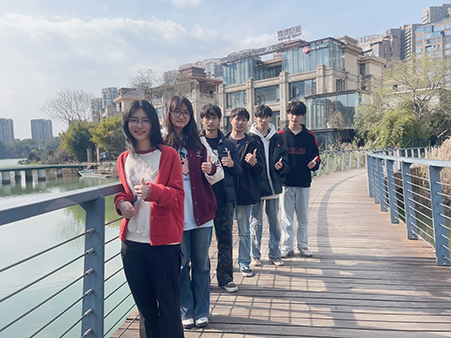 慎思组图片